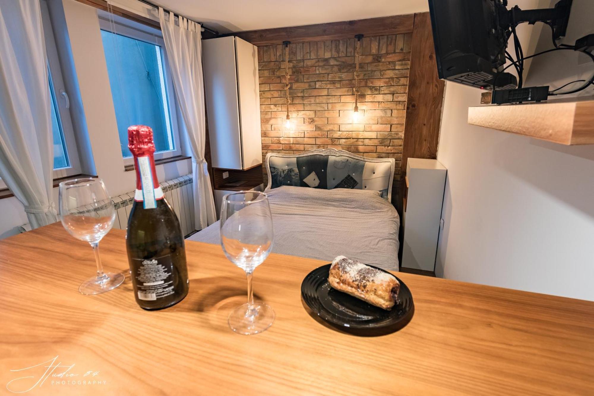 Little L Apartments Dorcol 贝尔格莱德 外观 照片