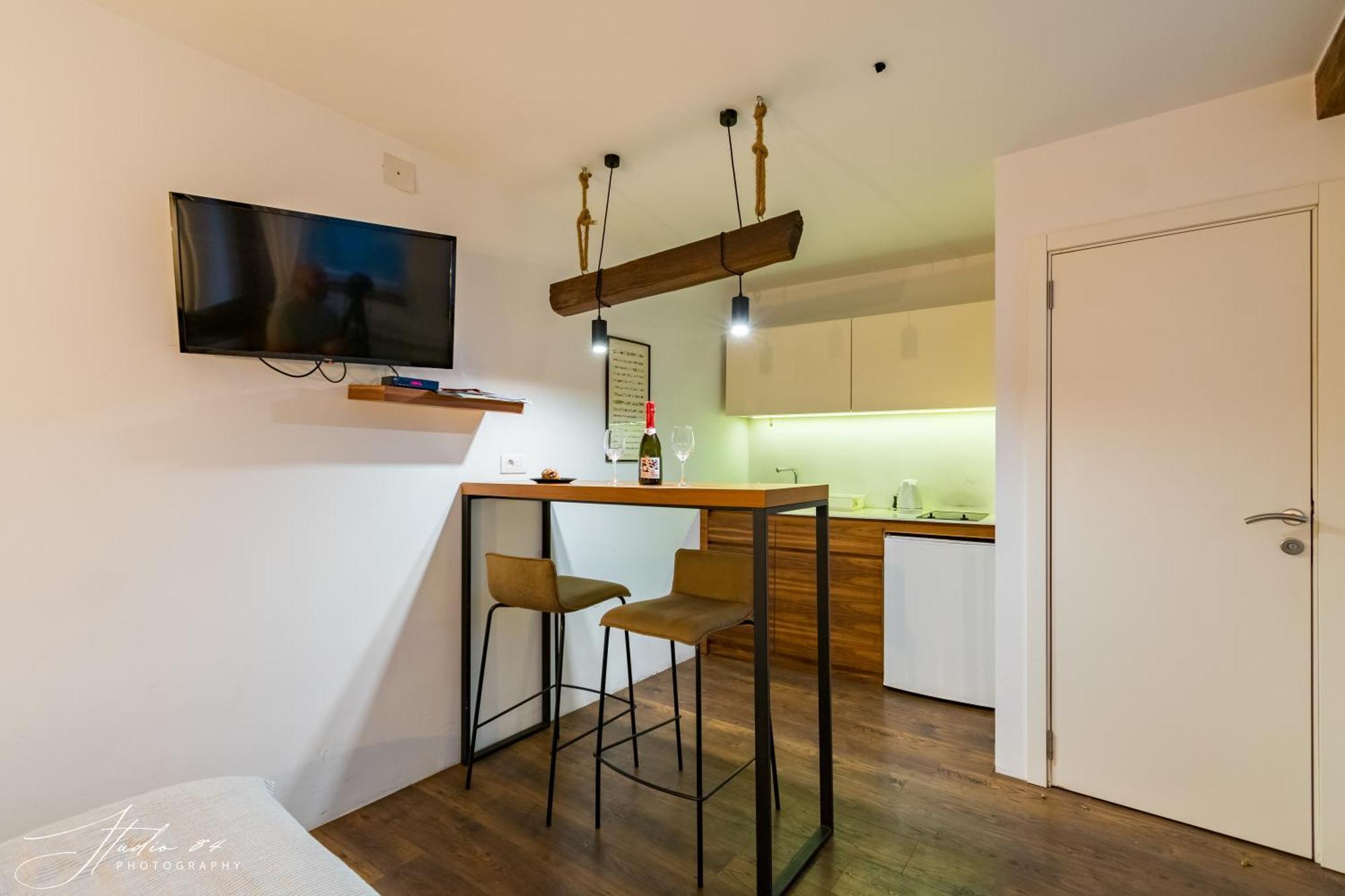 Little L Apartments Dorcol 贝尔格莱德 外观 照片