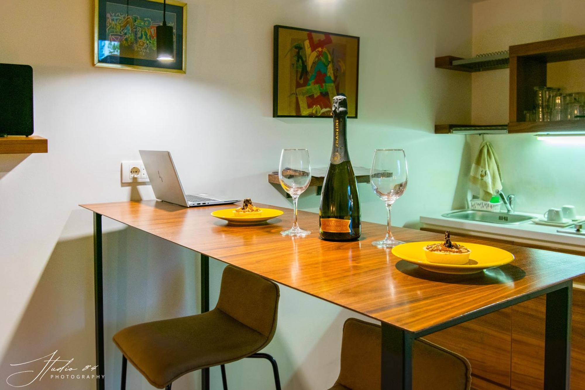 Little L Apartments Dorcol 贝尔格莱德 外观 照片